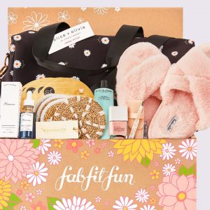 Fab Fit Fun is the perfect gift for moms and mom friends!