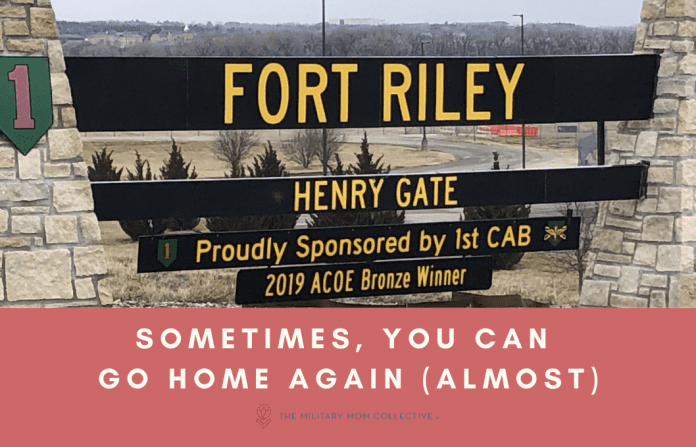 picture of Fort Riley Henry Gate with 